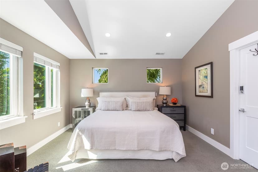 Property photo for 6916 Flora Avenue S, Seattle photo 17