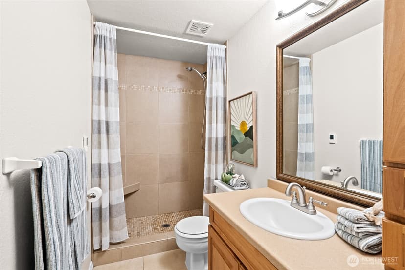 Property photo for 19218 91st Avenue NE, Bothell photo 30
