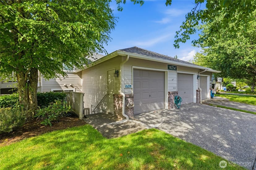Property photo for 16714 Cobblestone Drive #102, Lynnwood photo 26