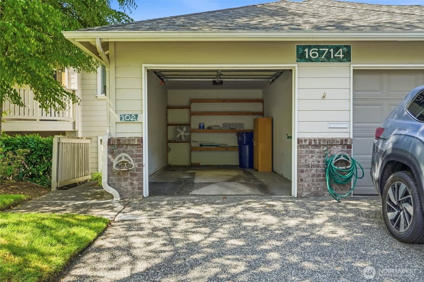 Property photo for 16714 Cobblestone Drive #102, Lynnwood photo 25