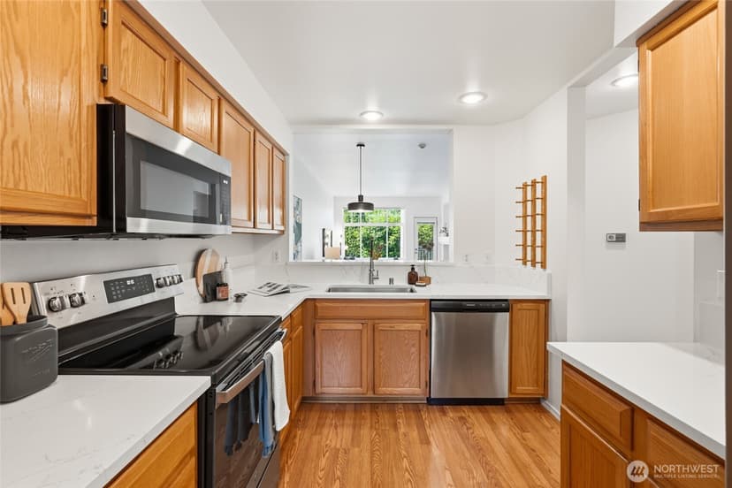 Property photo for 16714 Cobblestone Drive #102, Lynnwood photo 7