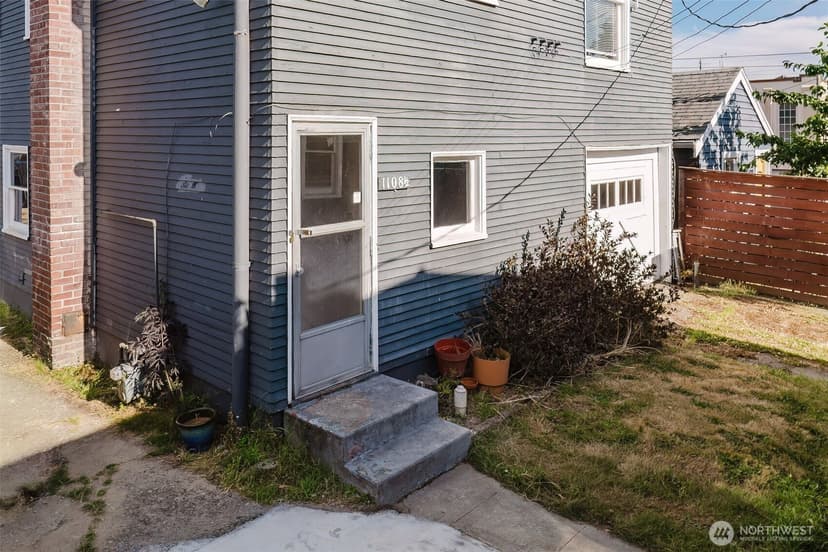 Property photo for 1108 Warren Avenue, Bremerton photo 23
