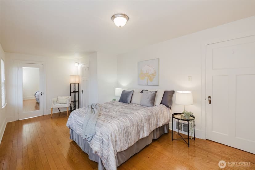 Property photo for 1108 Warren Avenue, Bremerton photo 11