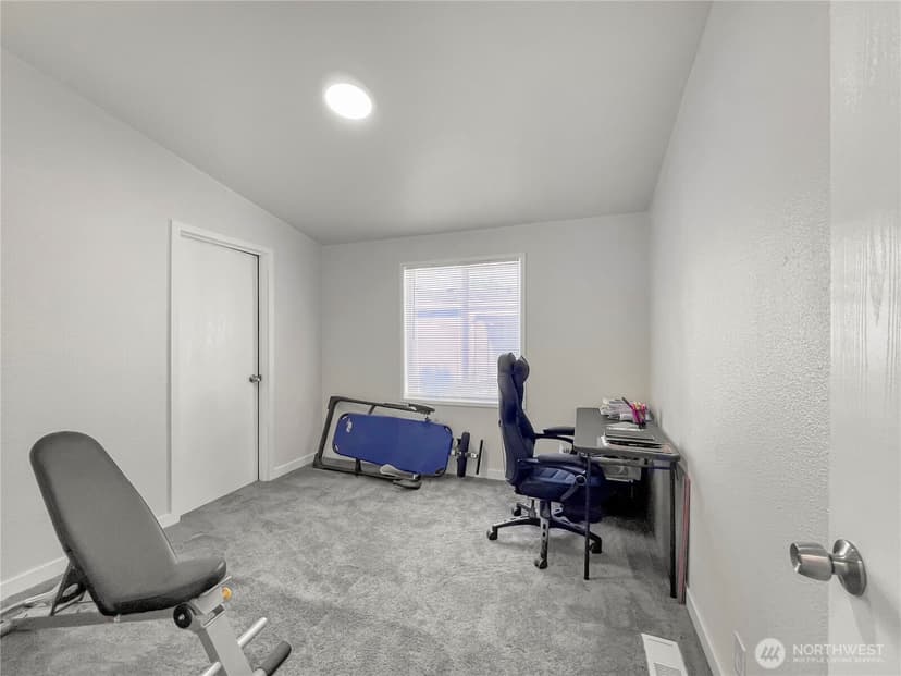 Property photo for 10511 137th Street E #16, Puyallup photo 14