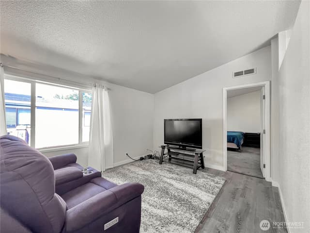 Property photo for 10511 137th Street E #16, Puyallup photo 5