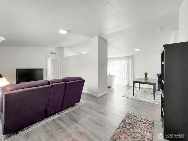 Property photo for 10511 137th Street E #16, Puyallup photo 4