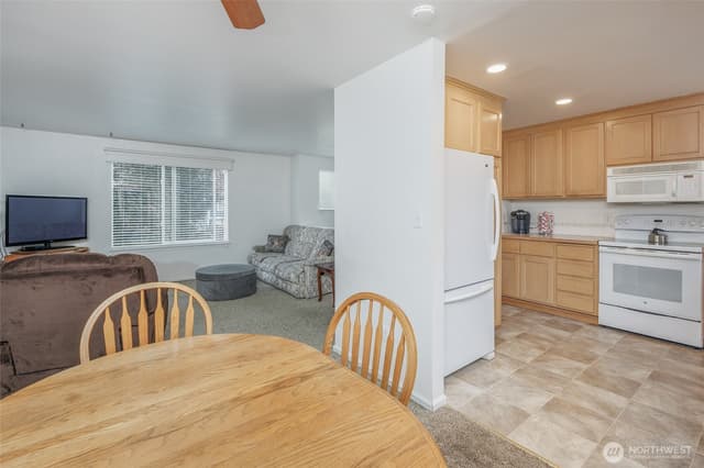 Property photo for 13318 47th Avenue SE, Mill Creek photo 5