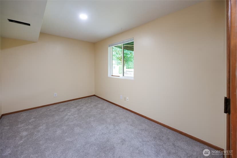 Property photo for 13318 47th Avenue SE, Mill Creek photo 18