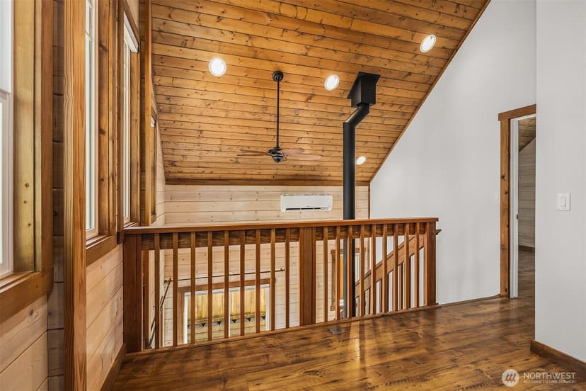 Property photo for 315 NW Lake Roesiger Road, Snohomish photo 16