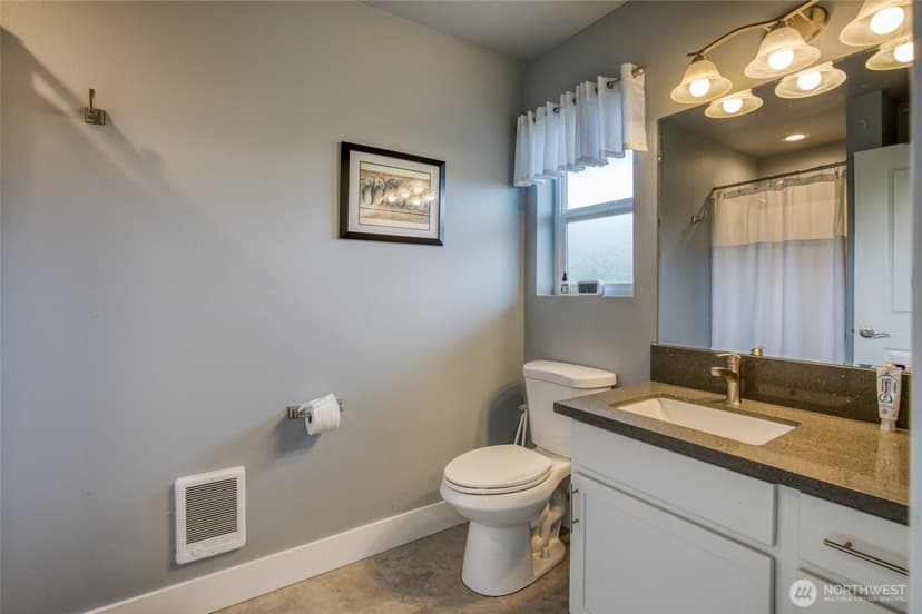 Property photo for 1155 Greenview Avenue SW, Ocean Shores photo 24