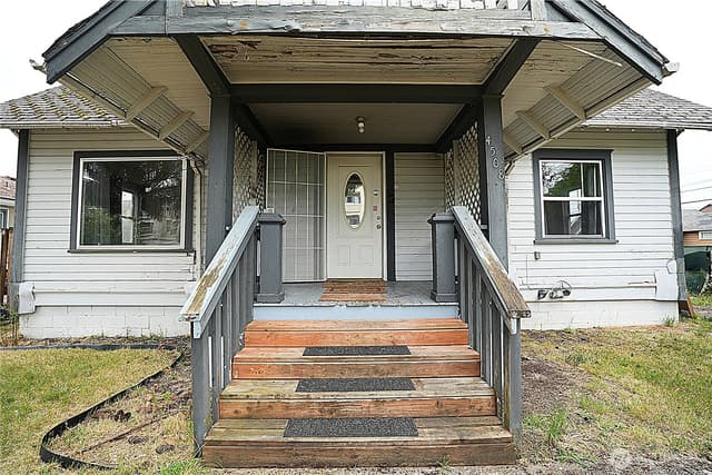 Property photo for 4508 S Lawrence Street, Tacoma photo 3