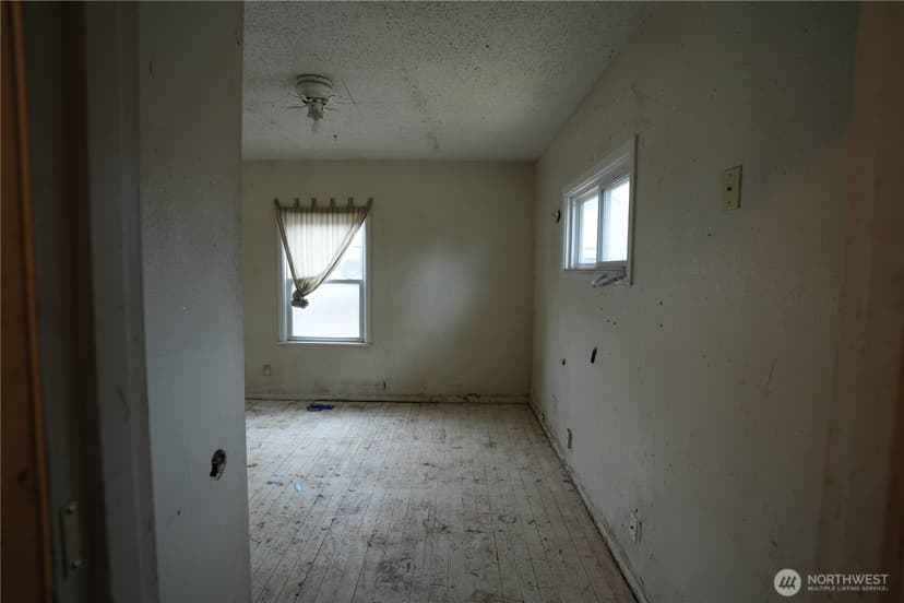 Property photo for 4508 S Lawrence Street, Tacoma photo 17