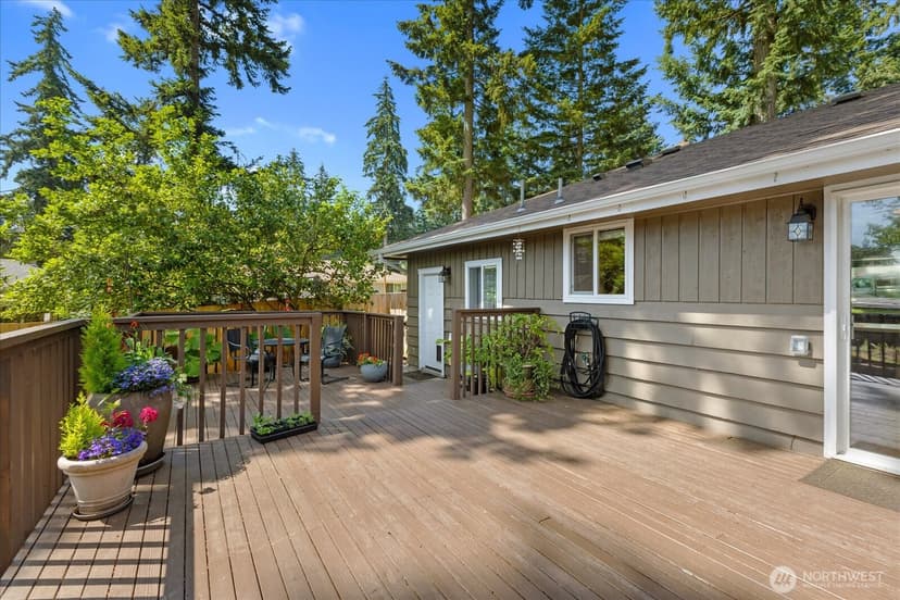 Property photo for 17925 57th Court W, Lynnwood photo 31
