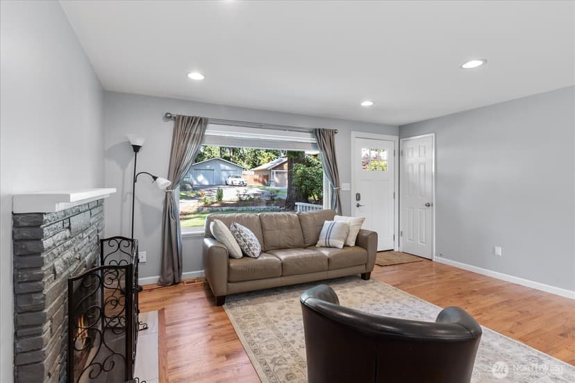 Property photo for 17925 57th Court W, Lynnwood photo 7