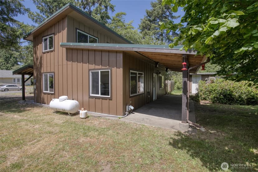 Property photo for 130 Octopus Avenue NE, Ocean Shores photo 3