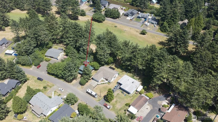 Property photo for 130 Octopus Avenue NE, Ocean Shores photo 30