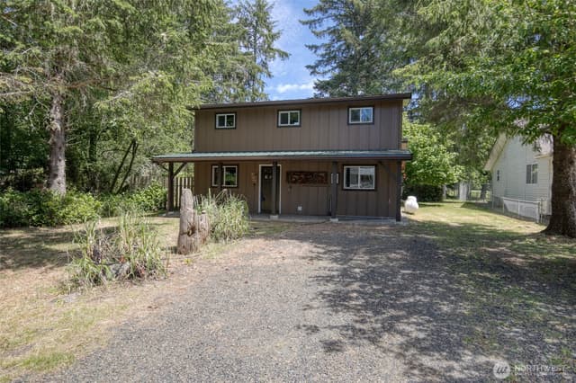 Property photo for 130 Octopus Avenue NE, Ocean Shores photo 2