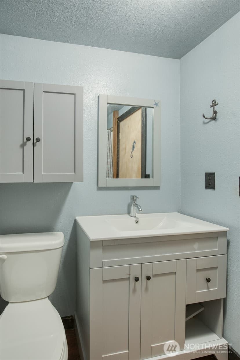 Property photo for 130 Octopus Avenue NE, Ocean Shores photo 11