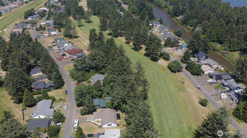 Property photo for 130 Octopus Avenue NE, Ocean Shores photo 32