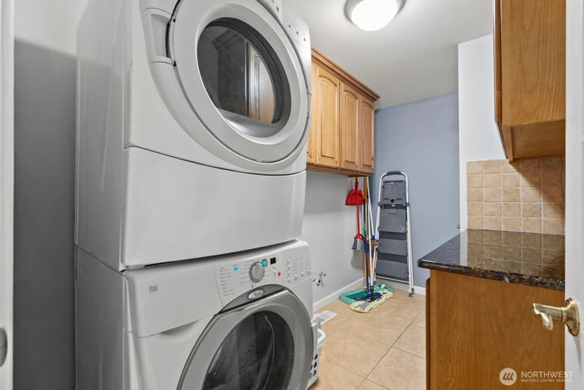 Property photo for 7826 Agate Drive SW, Lakewood photo 32