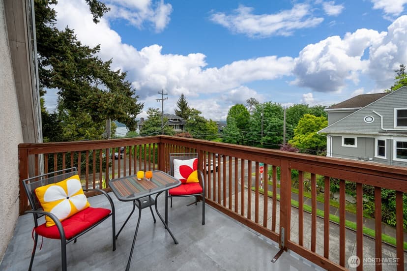 Property photo for 1543 31st Avenue S, Seattle photo 28
