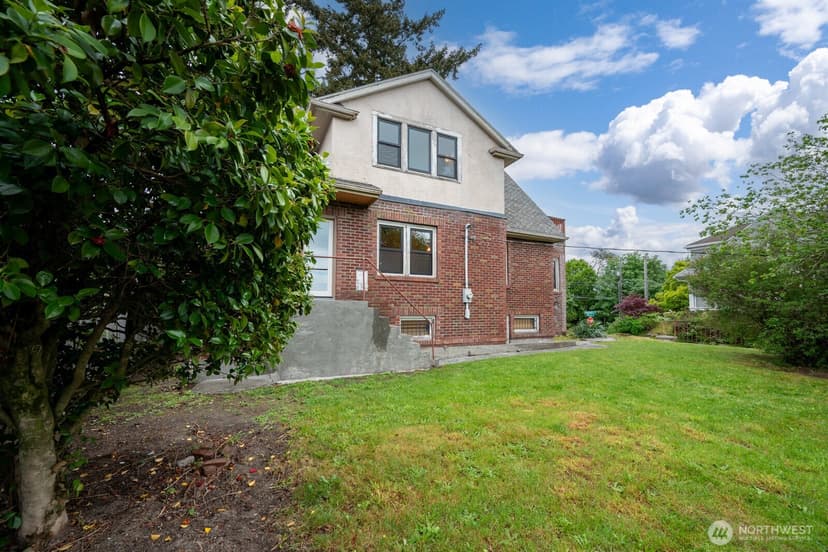 Property photo for 1543 31st Avenue S, Seattle photo 34