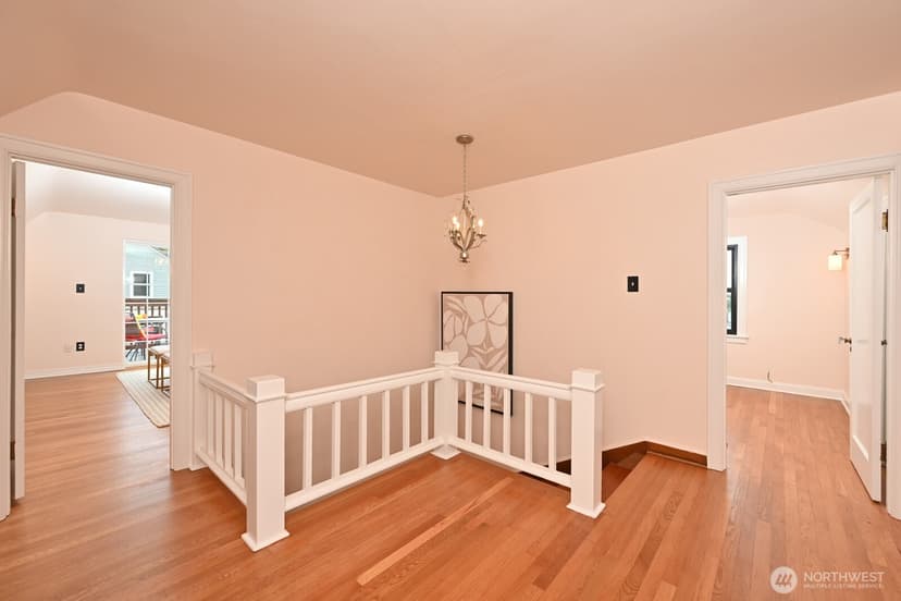 Property photo for 1543 31st Avenue S, Seattle photo 20