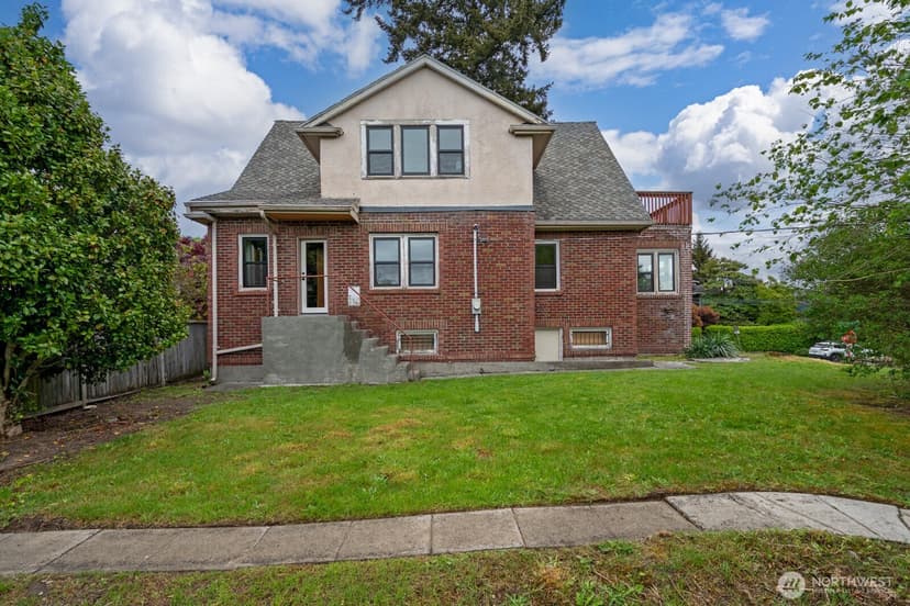 Property photo for 1543 31st Avenue S, Seattle photo 35