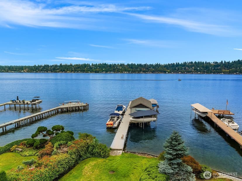 Property photo for 13419 Holmes Point Drive NE, Kirkland photo 32