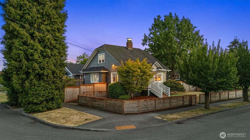 Property photo for 1920 16th Street, Everett photo 35