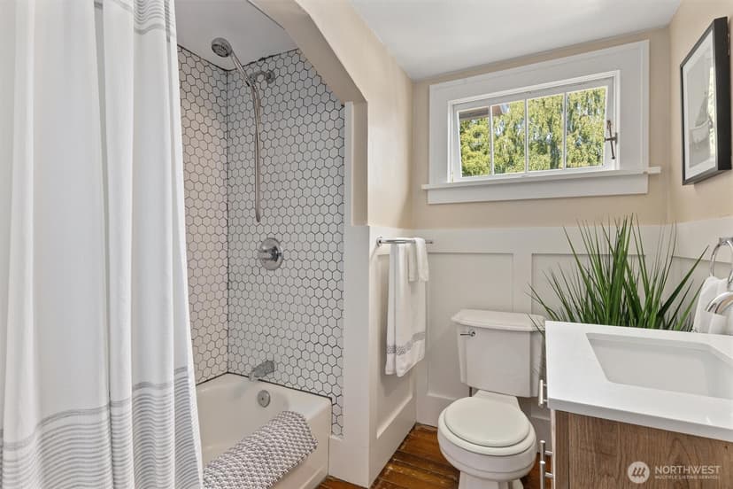Property photo for 1920 16th Street, Everett photo 18
