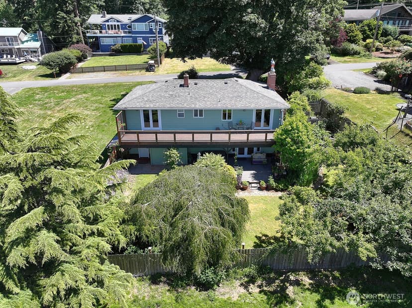 Property photo for 8216 Whidbey Drive, Clinton photo 4