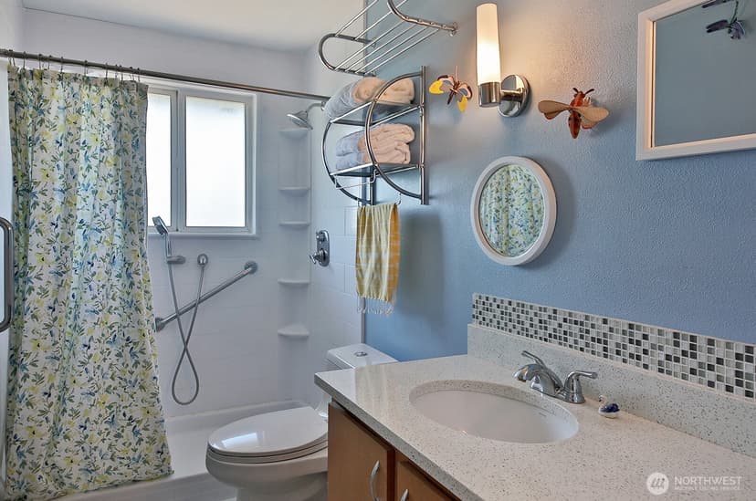 Property photo for 8216 Whidbey Drive, Clinton photo 18