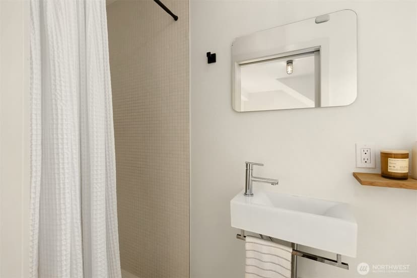 Property photo for 203 Madrona Way NE #F-1, Bainbridge Island photo 13