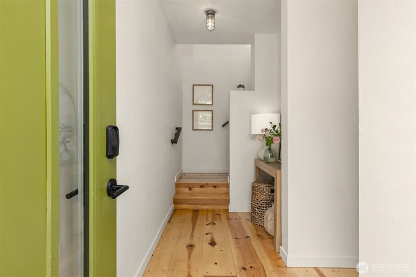 Property photo for 203 Madrona Way NE #F-1, Bainbridge Island photo 3