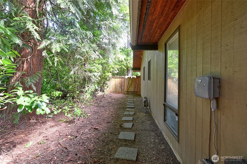 Property photo for 8808 SE 54th SE, Mercer Island photo 33