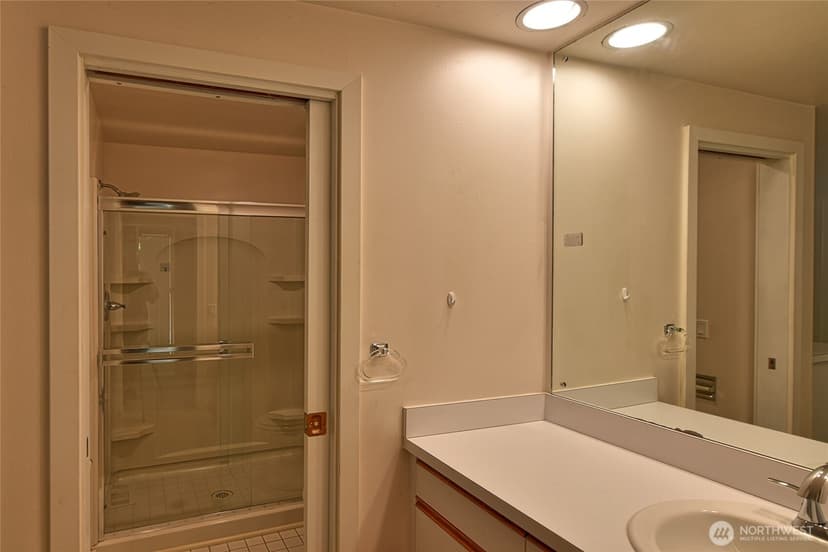Property photo for 8808 SE 54th SE, Mercer Island photo 22