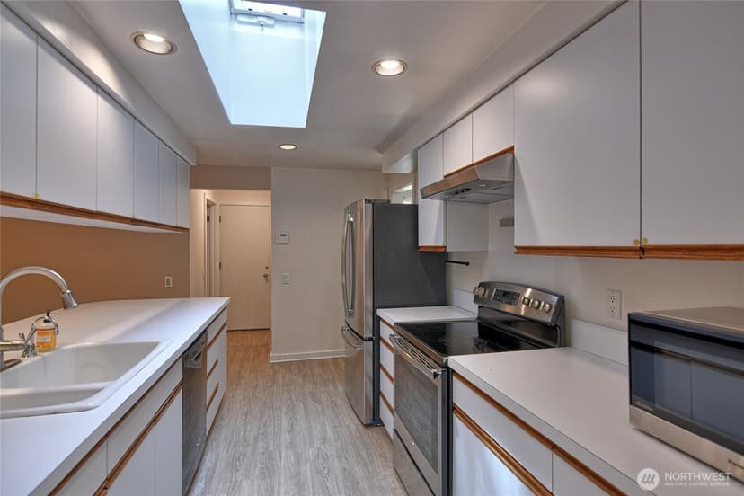 Property photo for 8808 SE 54th SE, Mercer Island photo 26
