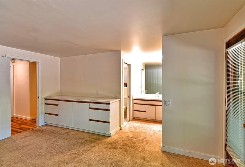 Property photo for 8808 SE 54th SE, Mercer Island photo 20