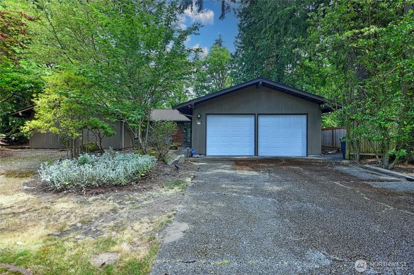 Property photo for 8808 SE 54th SE, Mercer Island photo 12