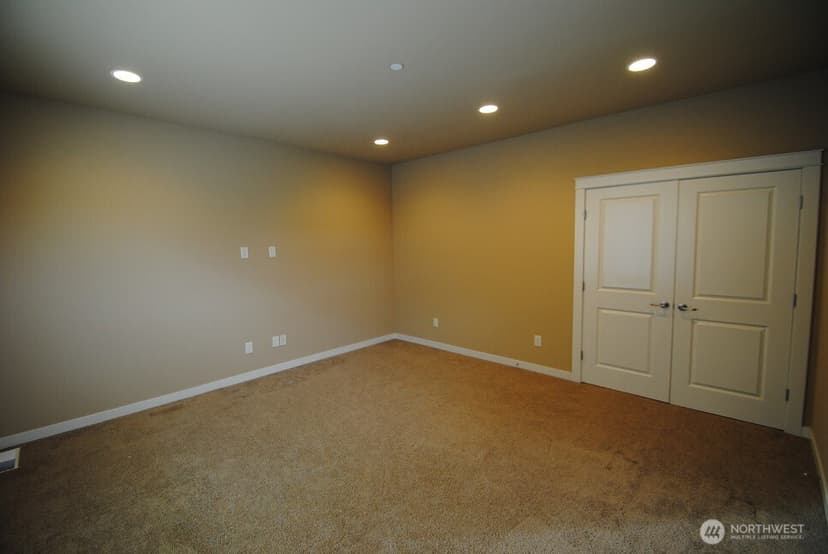 Property photo for 15945 NE 117th Street, Redmond photo 14