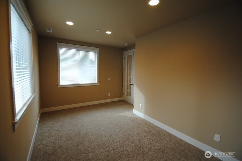 Property photo for 15945 NE 117th Street, Redmond photo 20