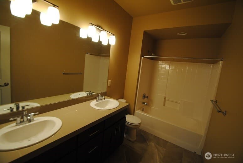 Property photo for 15945 NE 117th Street, Redmond photo 7