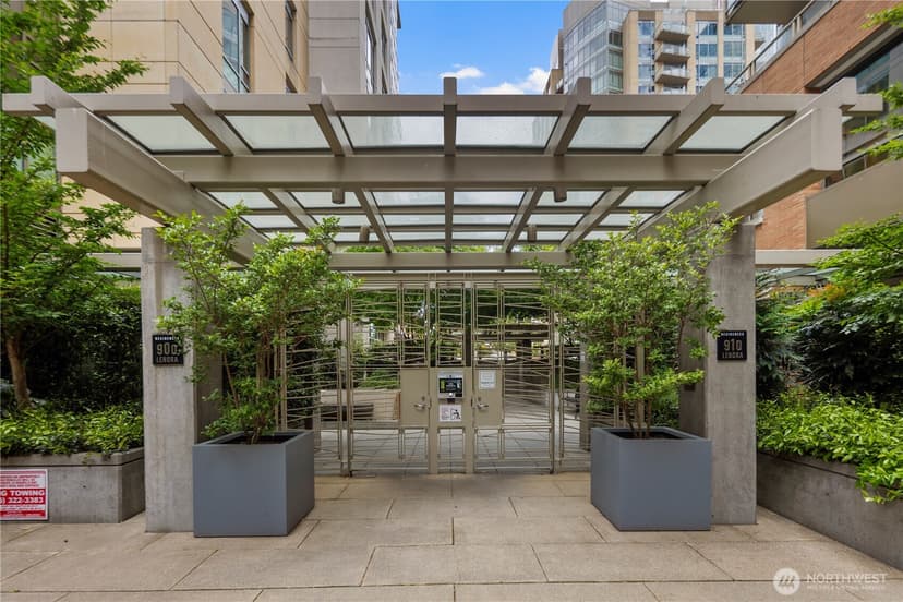 Property photo for 900 Lenora Street #W702, Seattle photo 31