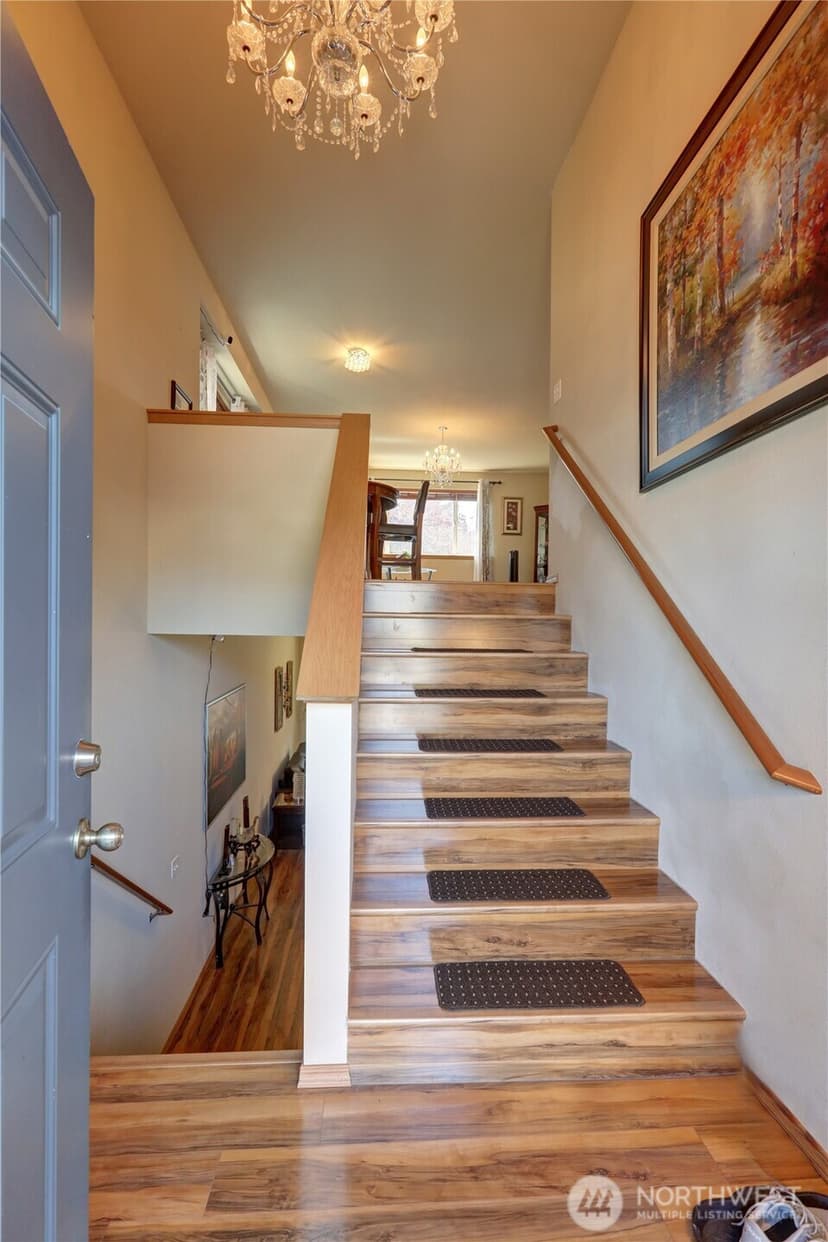 Property photo for 1014 E. 71st Street CT, Tacoma photo 2
