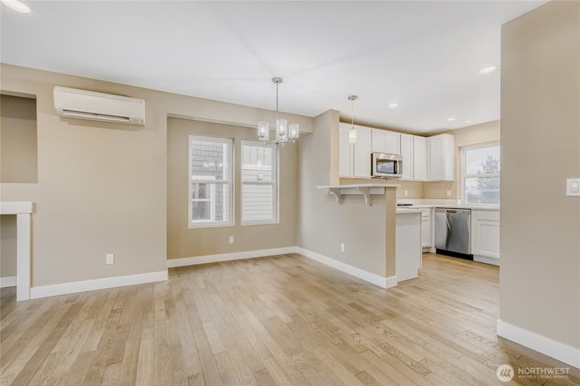Property photo for 3403 S 144th Lane, Tukwila photo 8