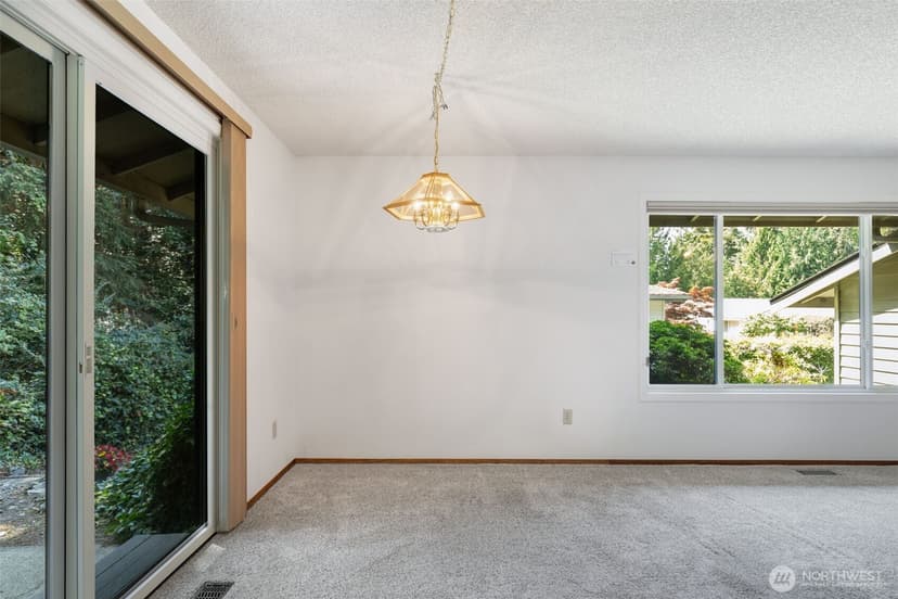 Property photo for 24832 12th Avenue S, Des Moines photo 10