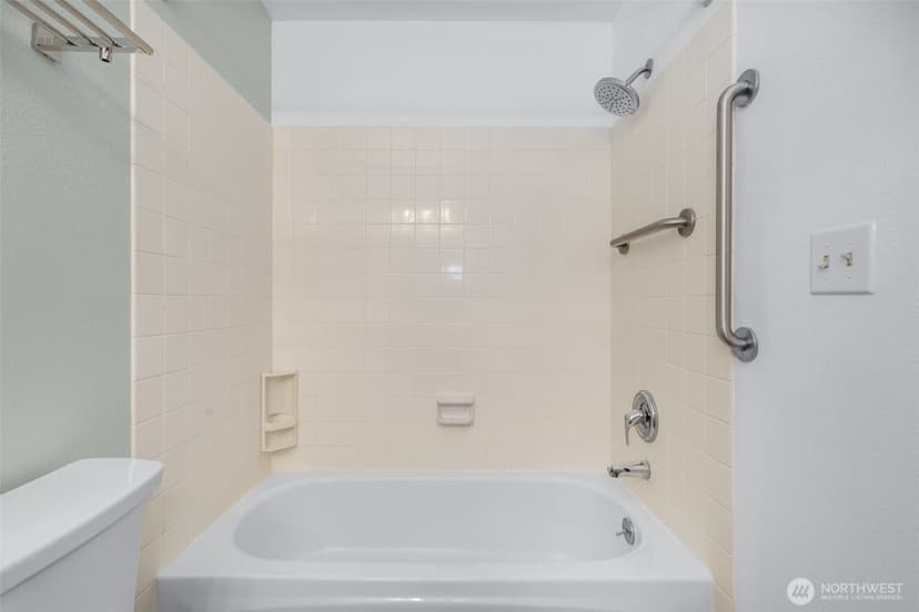 Property photo for 24832 12th Avenue S, Des Moines photo 27