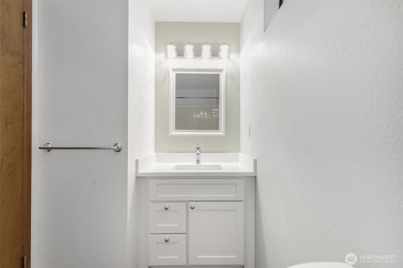 Property photo for 24832 12th Avenue S, Des Moines photo 25