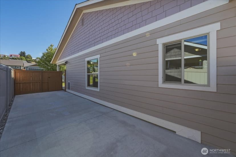 Property photo for 566 Village Drive, Manson photo 38